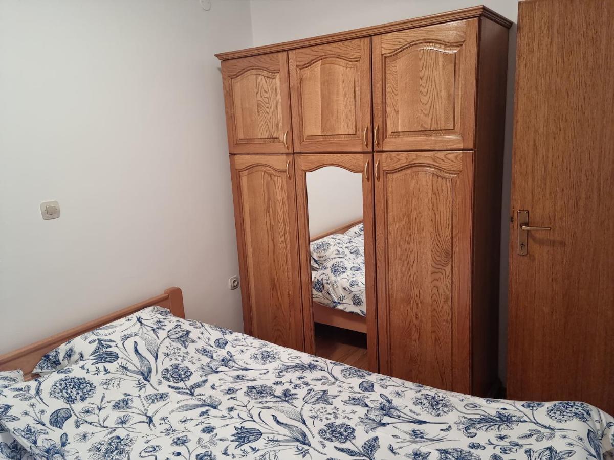 Apartments Zoretic Малинська Екстер'єр фото