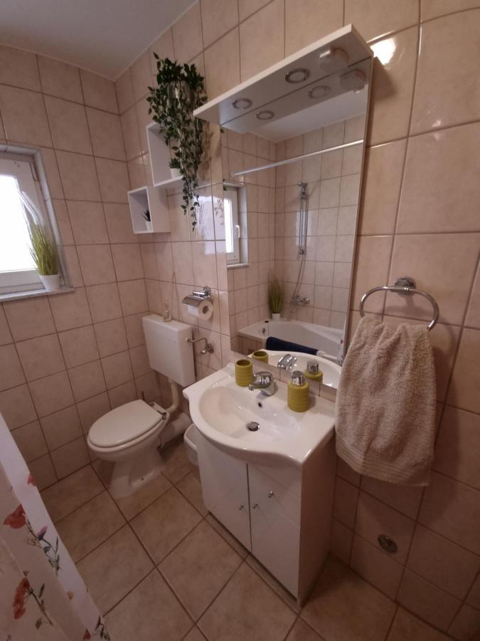 Apartments Zoretic Малинська Екстер'єр фото